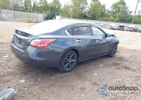 2013 Nissan Altima 2.5 Sv z USA, uszkodzony, nr VIN 1N4AL3AP9DC269472